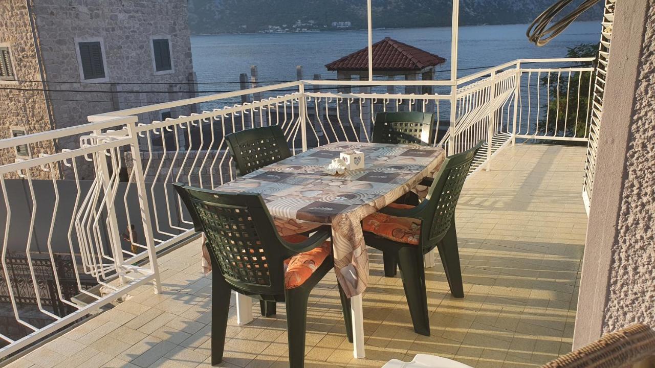 Viva House Villa Kotor Luaran gambar